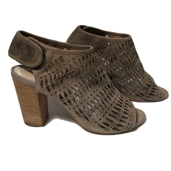 Jeffrey Campbell suede peep toe block heel booties.  Size 9. - Picture 1 of 8